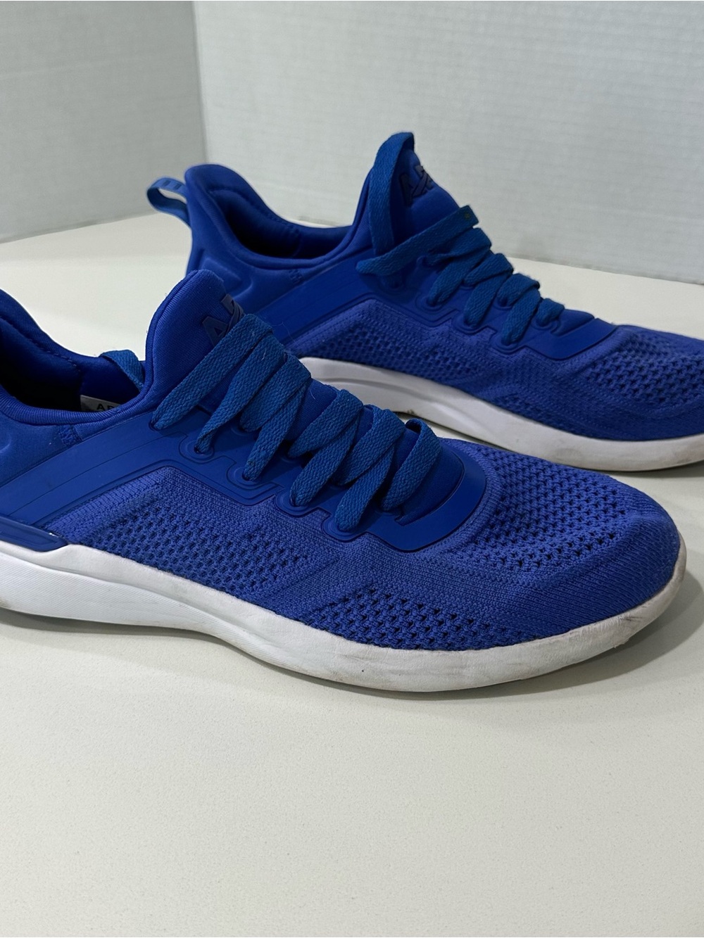 APL TechLoom Colbolt Blue Knit Athletic Sneakers 10
